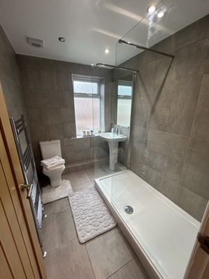 Photo 21- click for photo gallery